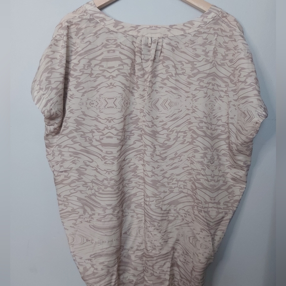 Calvin Klein Tunic - Picture 3 of 3